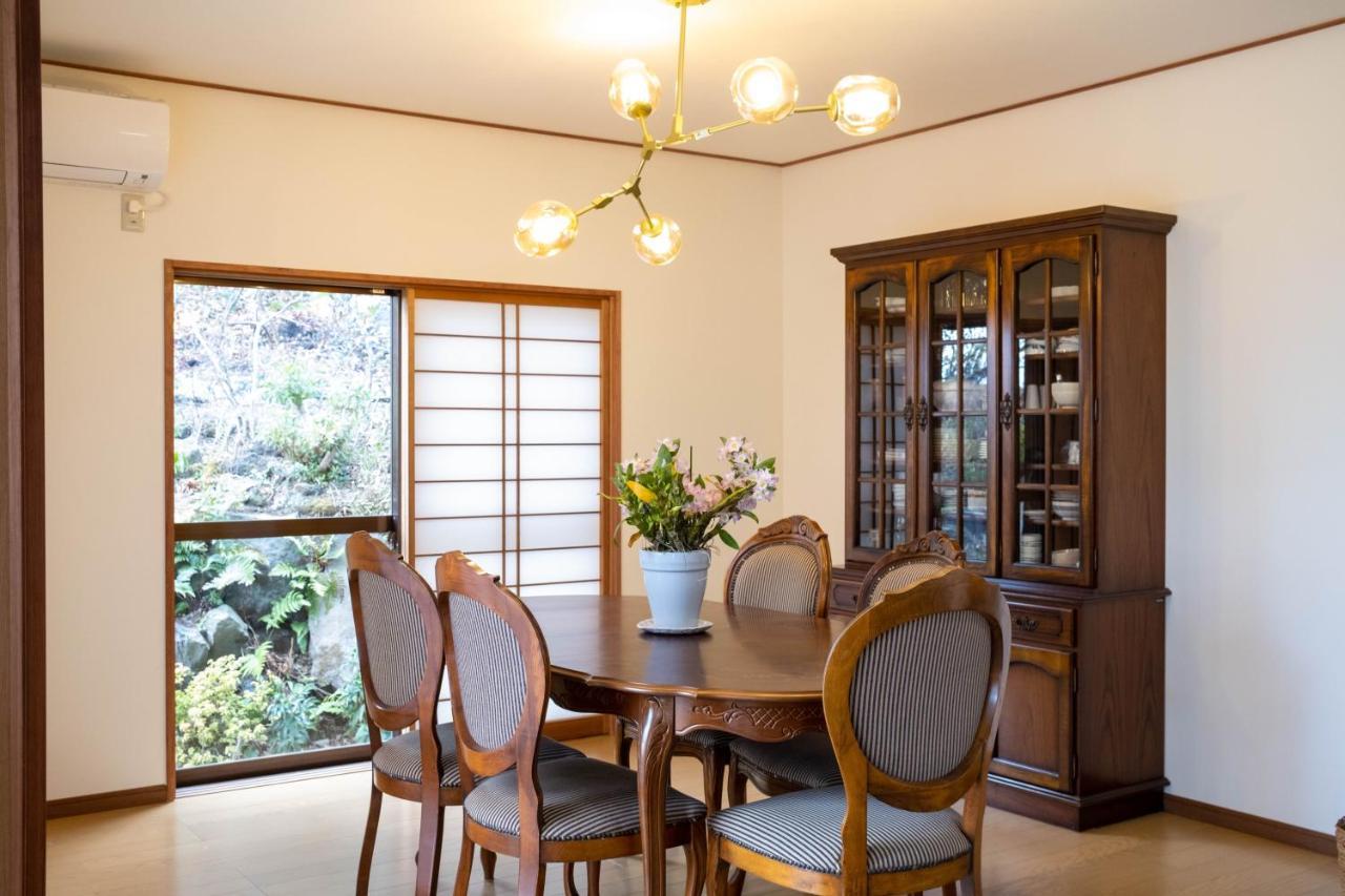 伊豆高原 温泉付別荘 Isana Mountain Villa Futo 외부 사진